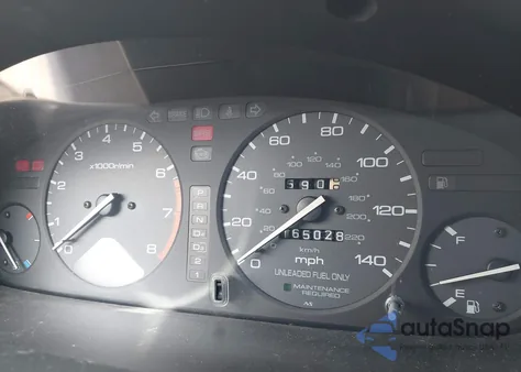 1996 Honda Accord Value z USA, uszkodzony, nr VIN 1HGCD5698TA232320